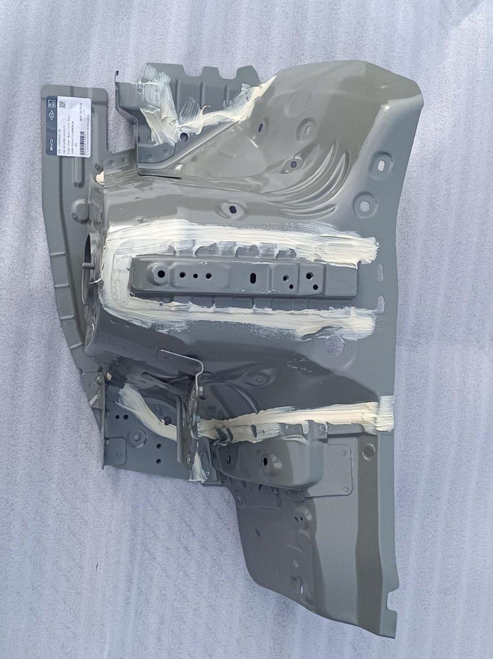 Right Front Wheel House Assembly