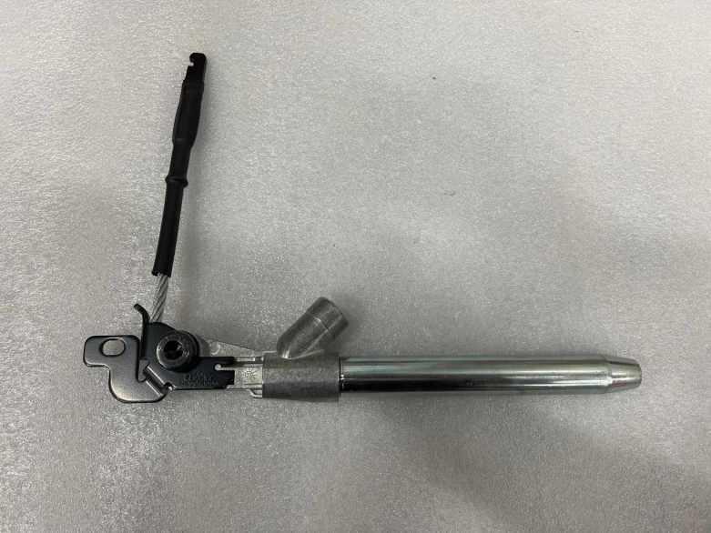 Right Connector Pretensioner