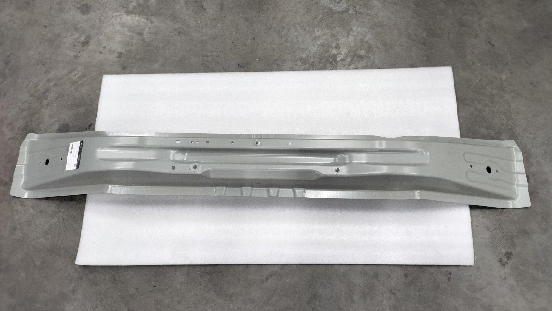 Dash panel front crossmember
