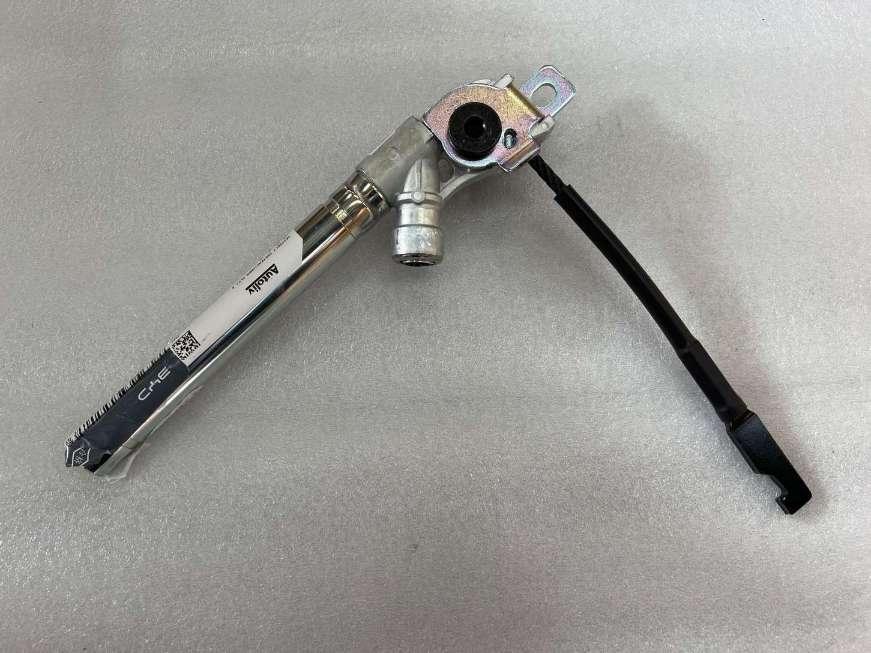 Right Connector Pretensioner