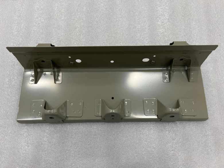 Center Floor Rear Crossmember Assembly