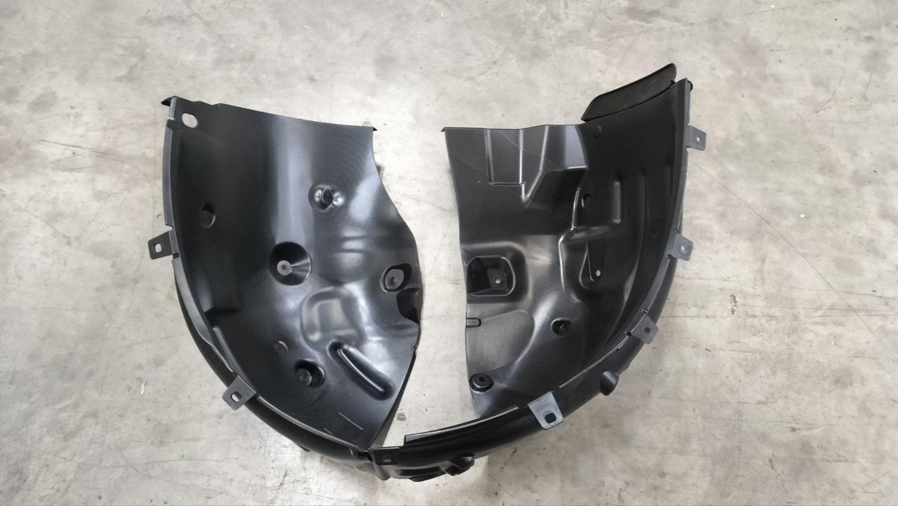 Left Front Wheel Splash Shield Assembly