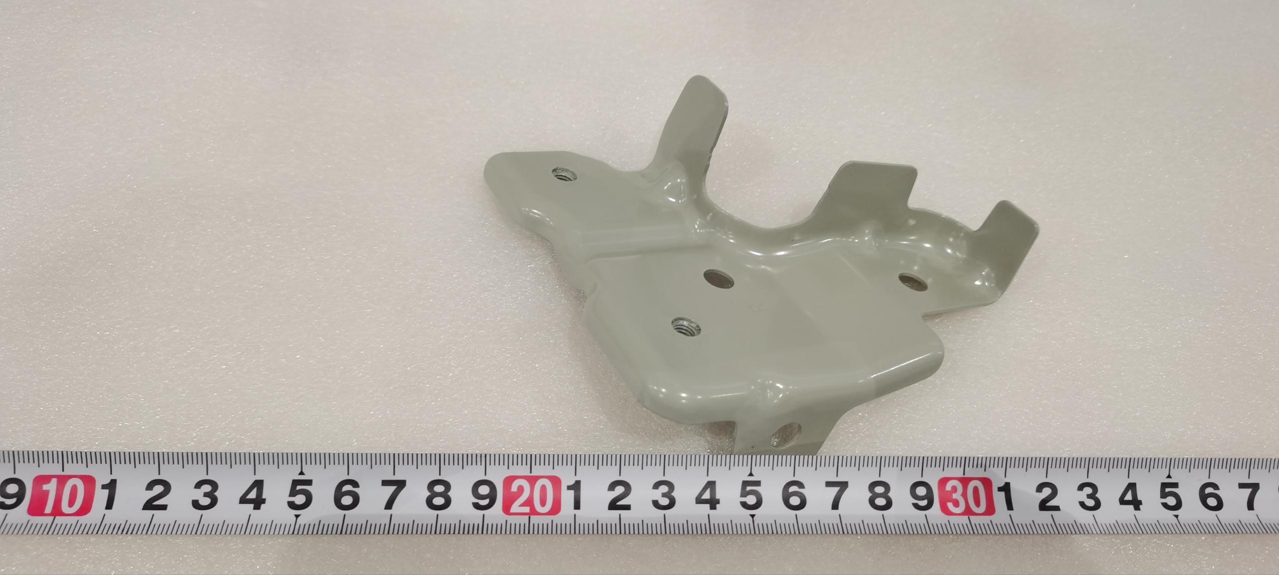 Right Fender Rear Lower Bracket