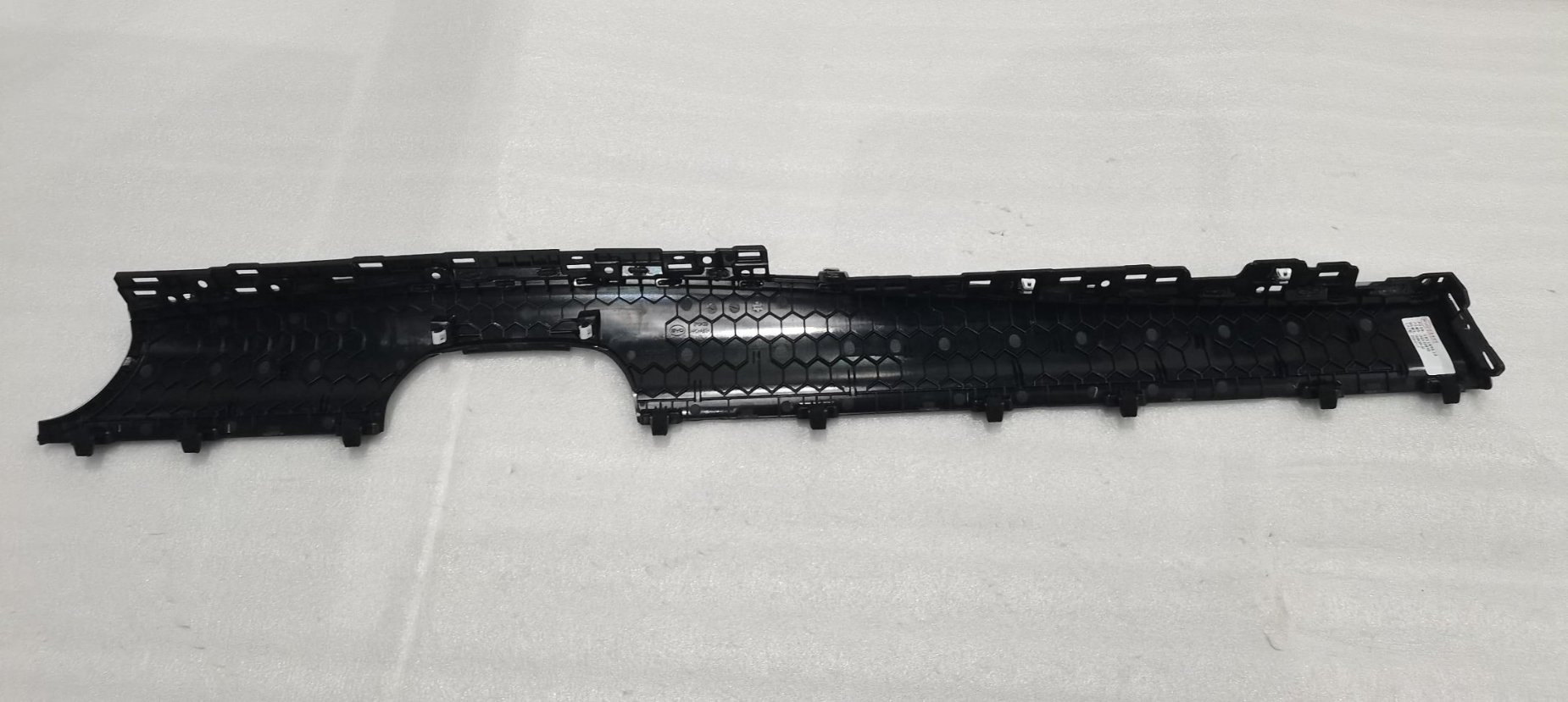 Instrument Panel Right Trim Assembly