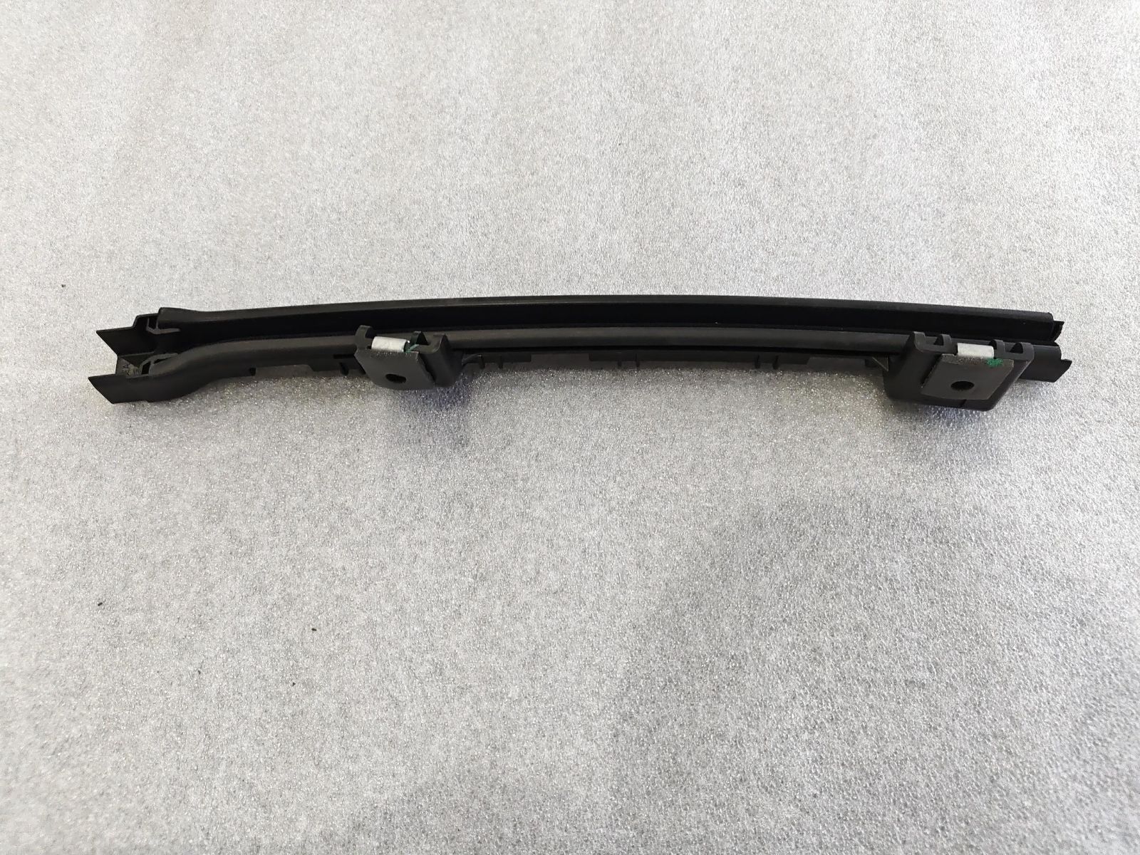 Left Rear Door Rear Active Guide Rail and Felt Channel Assembly