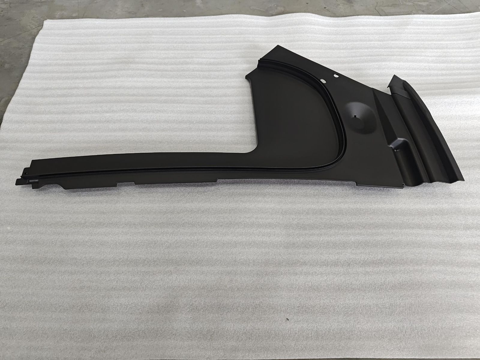 Front Compartment Right Trim Assembly