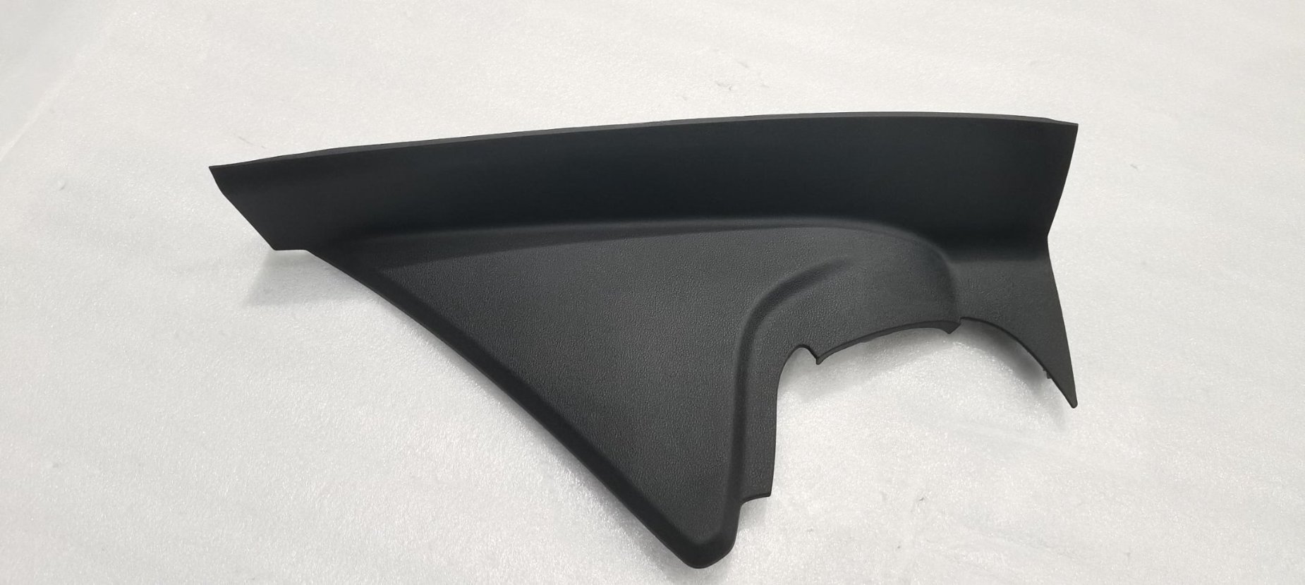 Instrument Panel Left End Cover Assembly