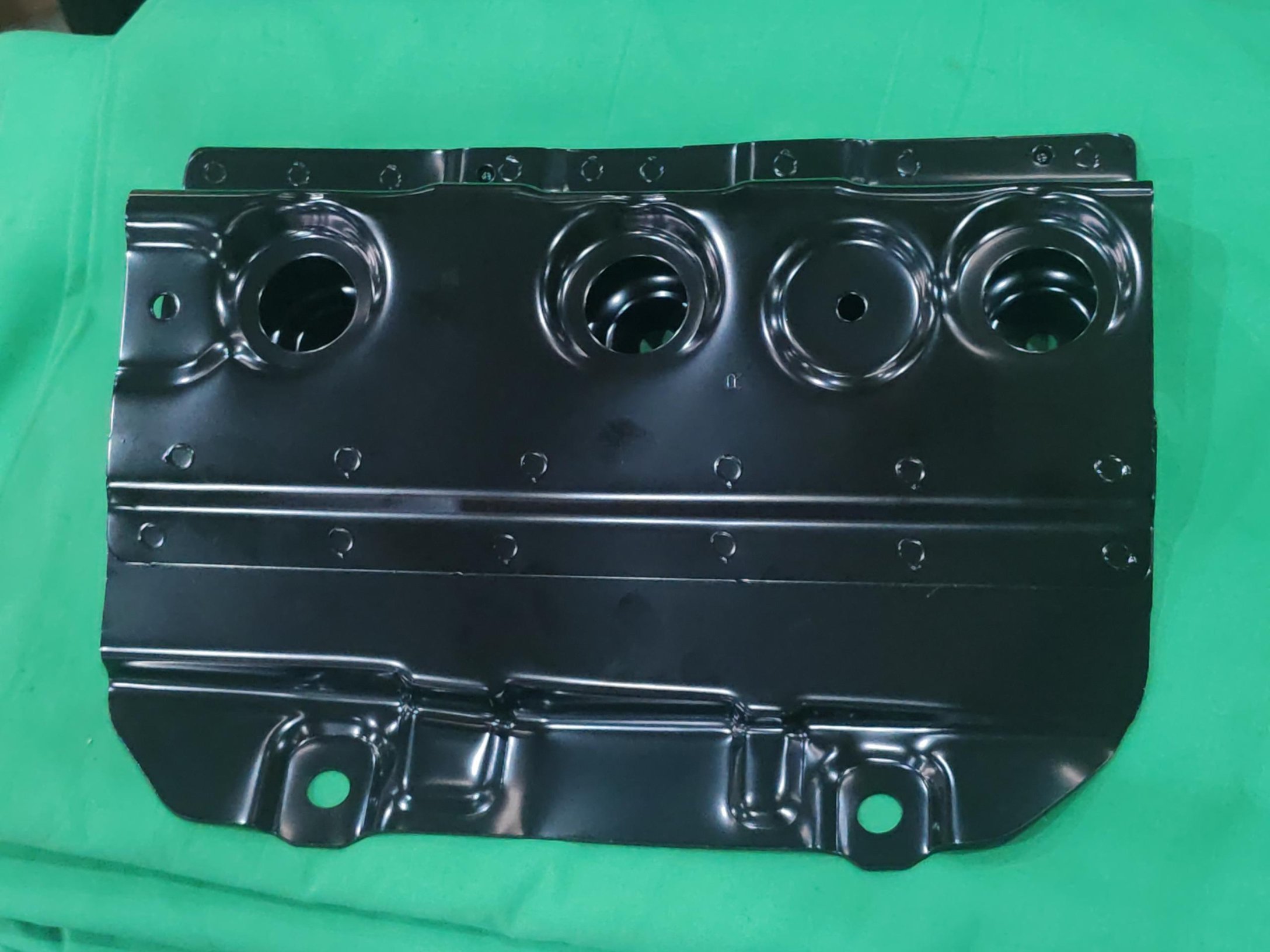 Front Wheel House Rear Right Reinforcement Plate Assembly