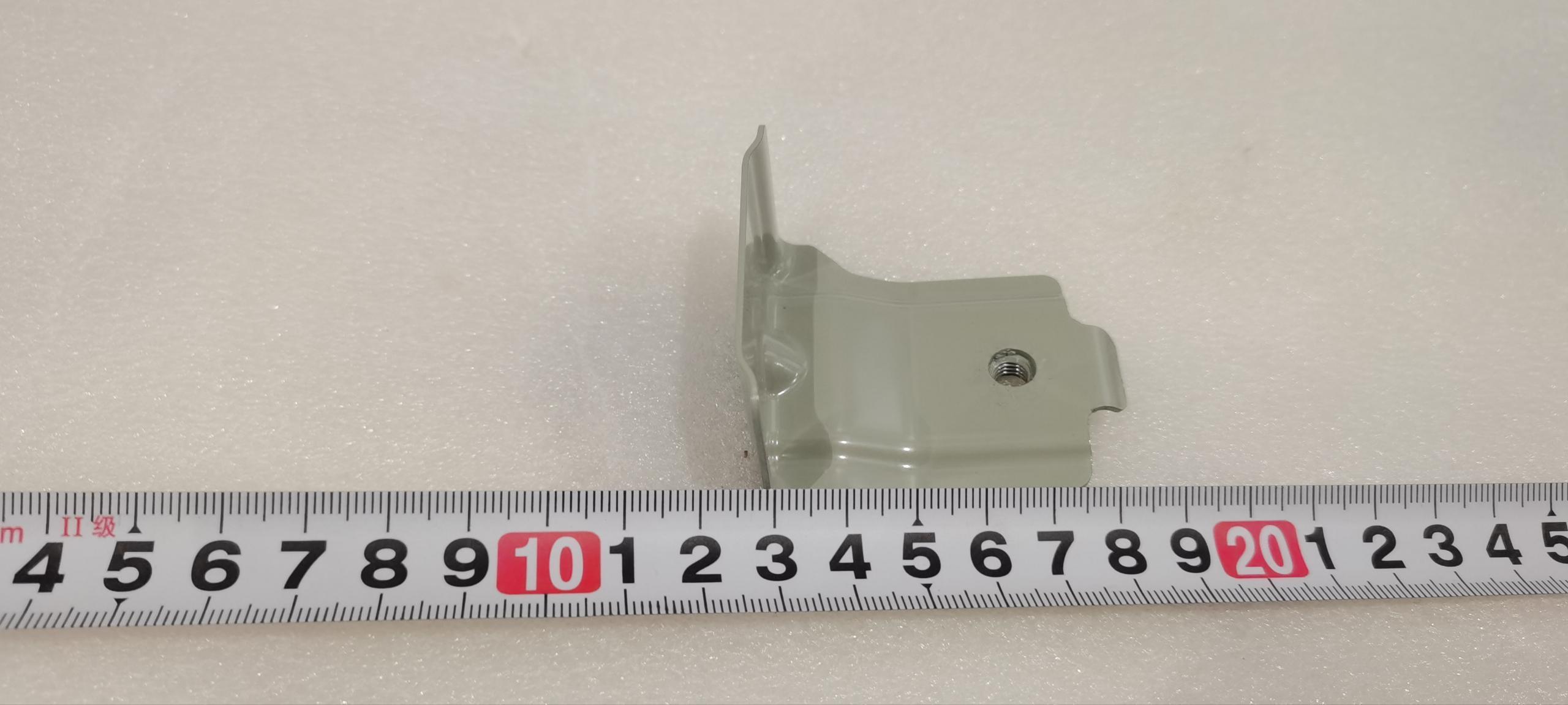 Left Fender Rear Center Bracket