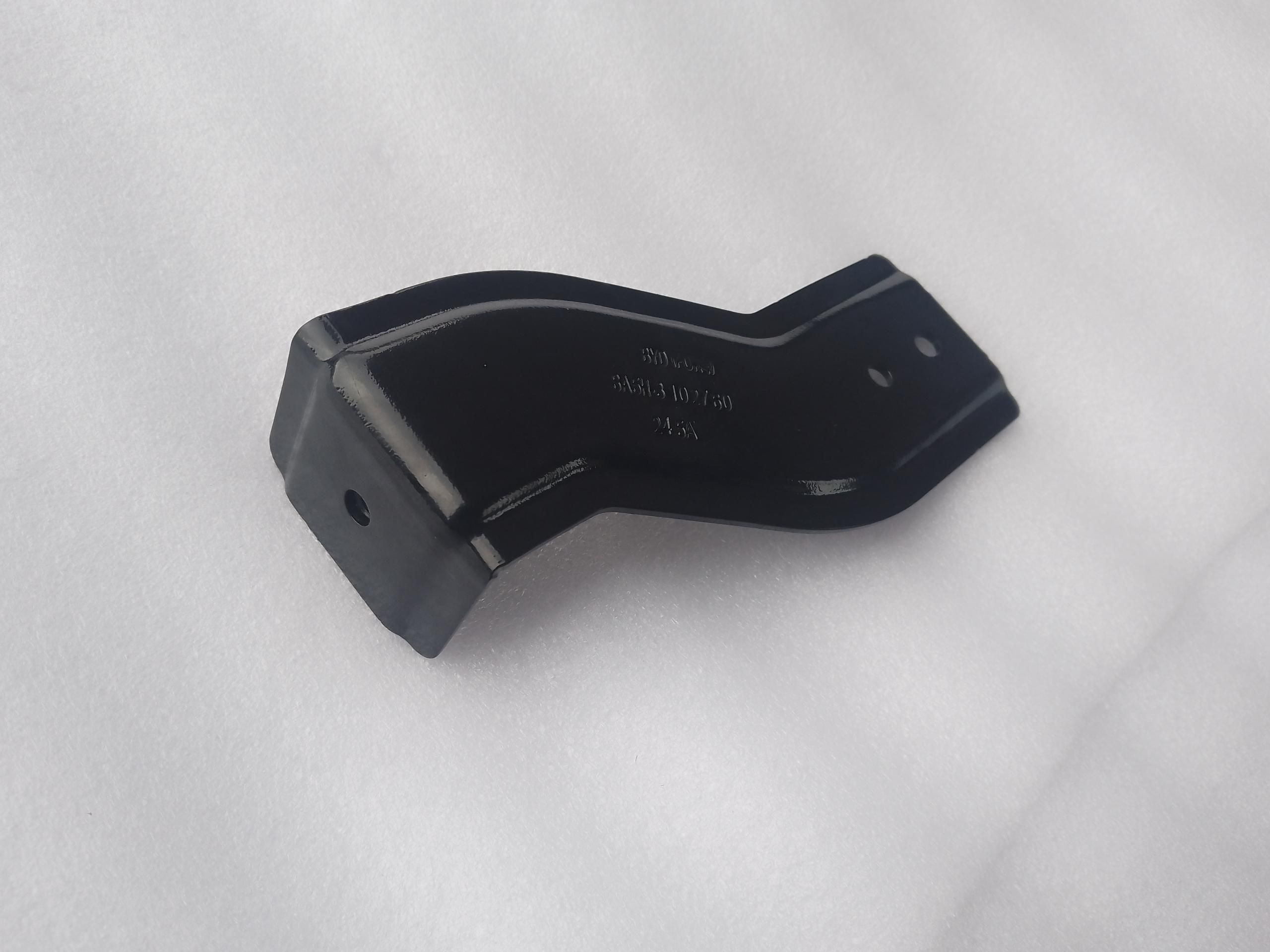 Rear Subframe Splash Shield Left Bracket Assembly