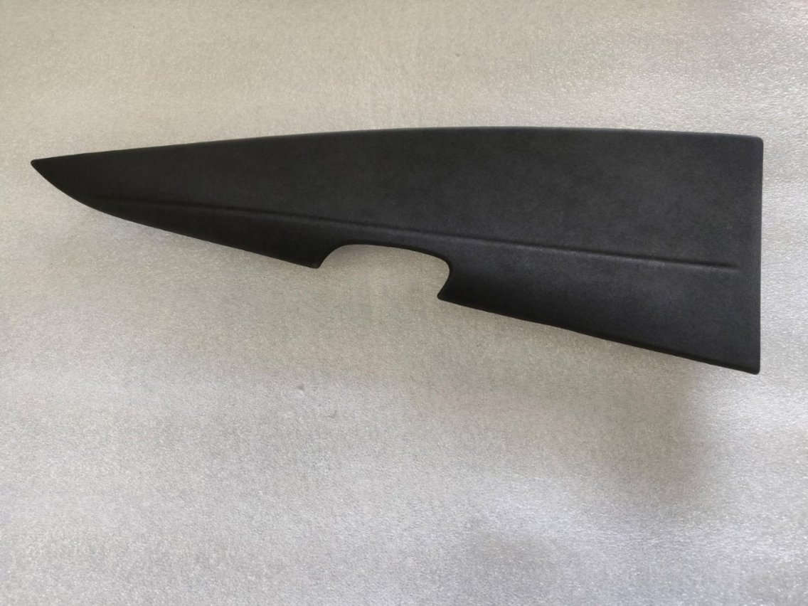 Left Rear Door Upper Trim Panel Assembly - Deep Black 5