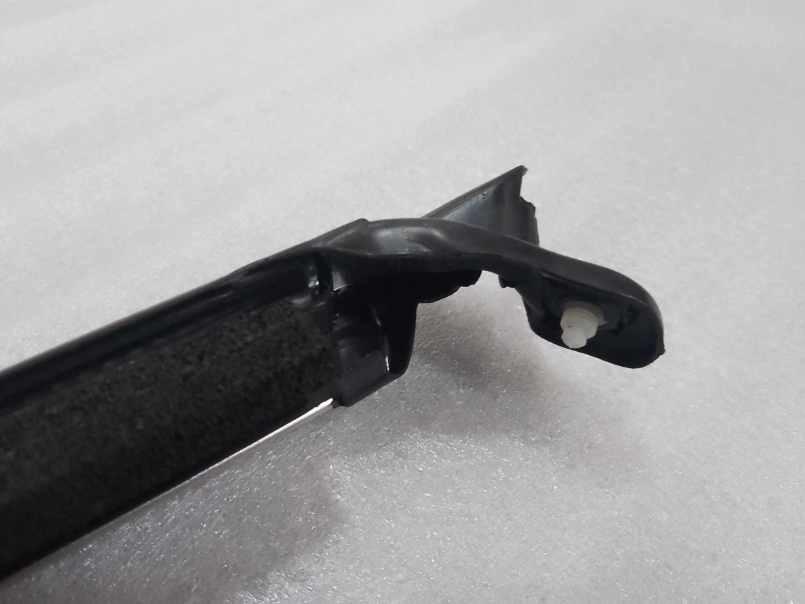 Left Front Door Glass Run Channel