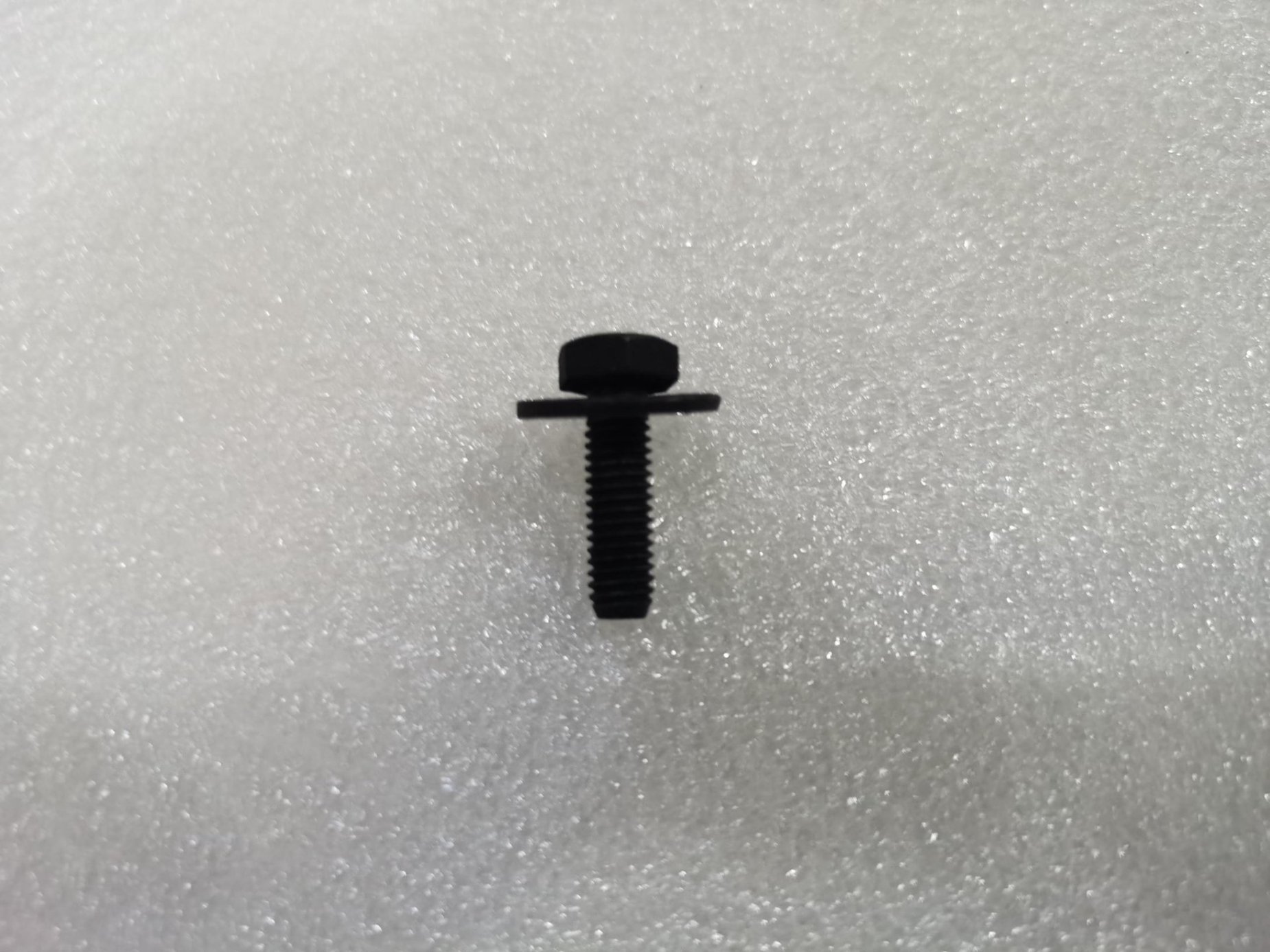 Hexagon Head Bolt and Large Washer Assembly