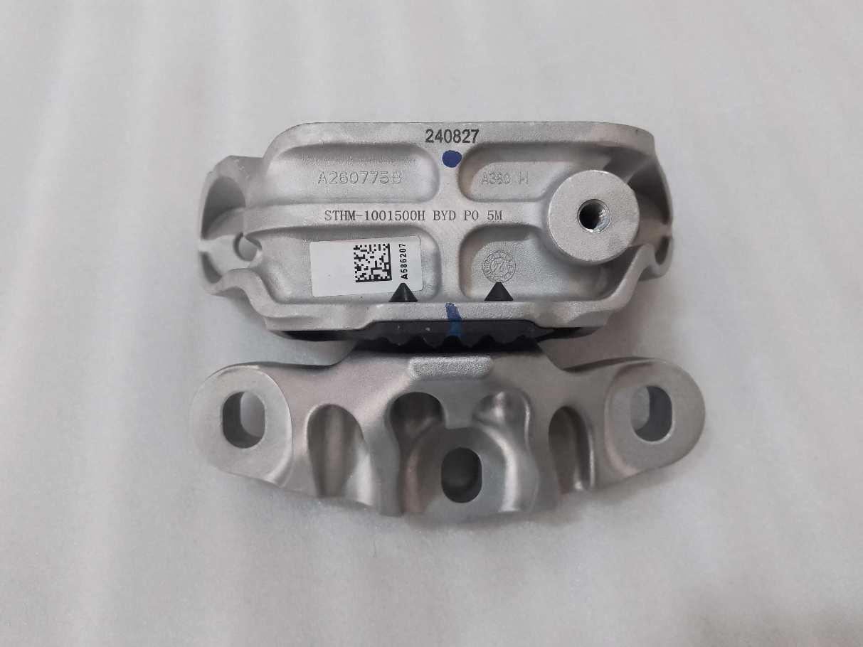 STHM-1001500H Powertrain Left Mount Bracket Assembly