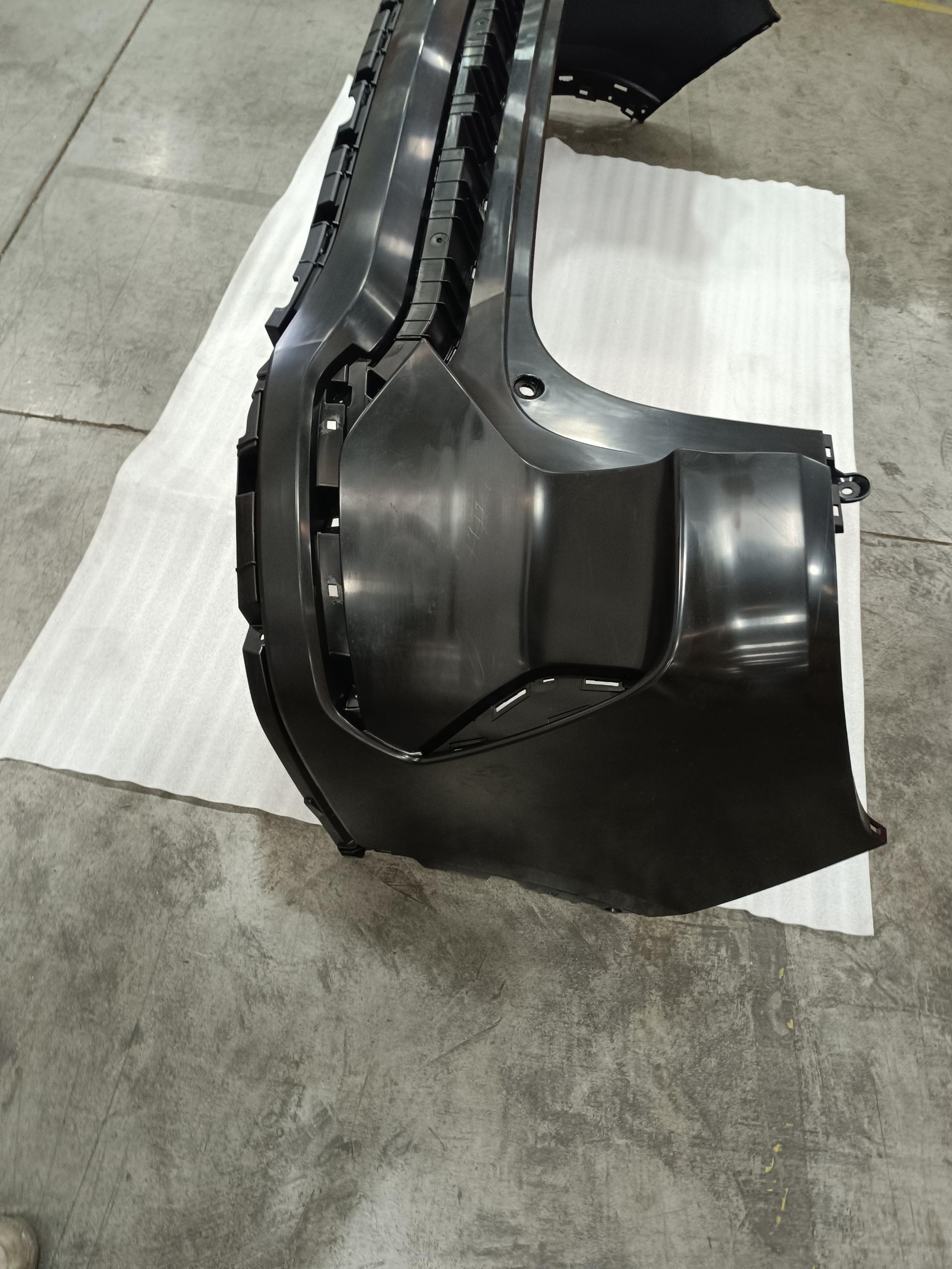 Rear Bumper Upper Body Assembly